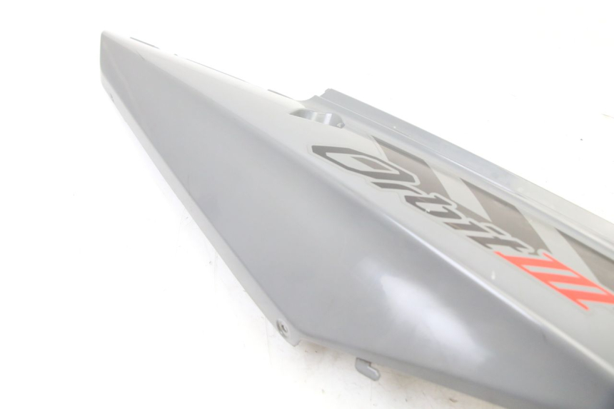 photo de CARENA POSTERIORE DESTRA SYM ORBIT III 3 4T 50 (2021 - 2025) - Zoom sullo stato d'uso