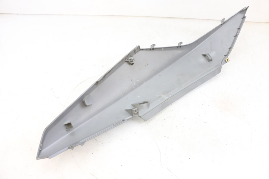 photo de CARENA POSTERIORE DESTRA SYM ORBIT III 3 4T 50 (2021 - 2025) - Vista d'insieme del prodotto