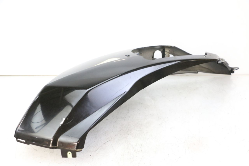 photo de CARENA POSTERIORE DESTRA PEUGEOT SATELIS COMPRESSOR K15 125 (2006 - 2009) - Altra vista dell'articolo