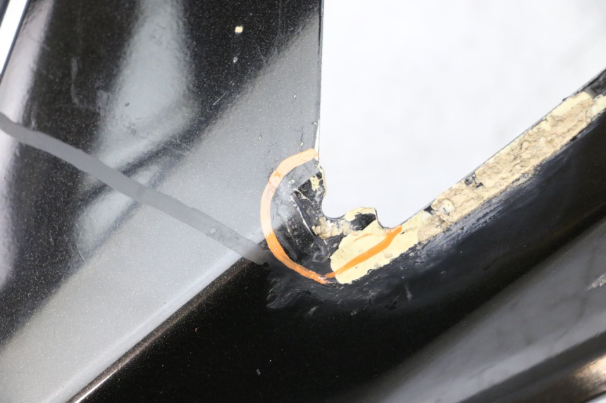 photo de CARENA POSTERIORE DESTRA PEUGEOT SATELIS COMPRESSOR K15 125 (2006 - 2009) - Primo piano ad alta risoluzione