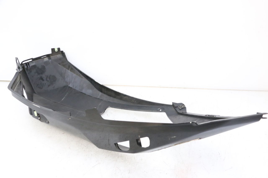 photo de CARENA POSTERIORE DESTRA PEUGEOT SATELIS COMPRESSOR K15 125 (2006 - 2009) - Altra angolazione