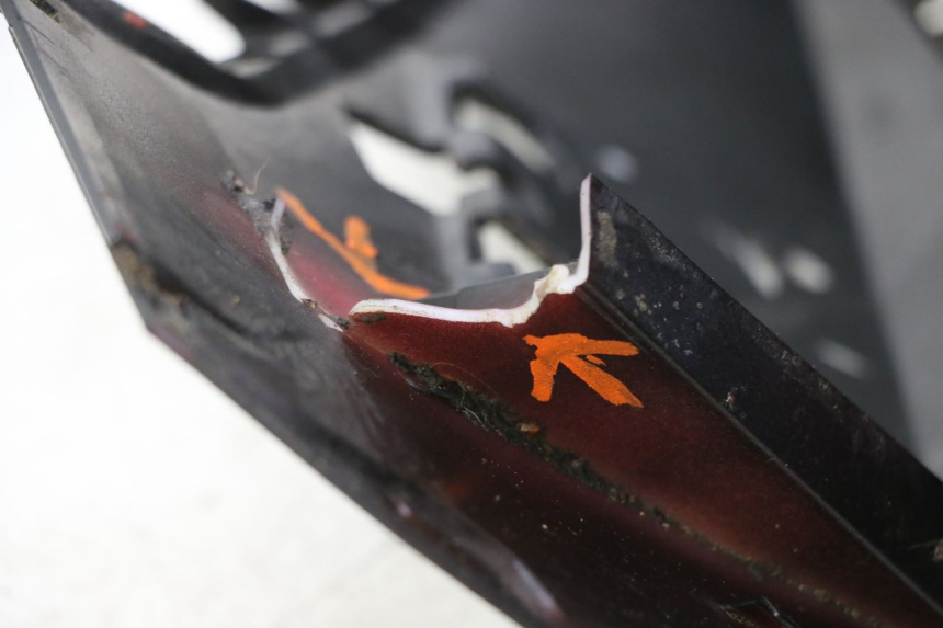 photo de CARENA POSTERIORE DESTRA PEUGEOT SPEEDFIGHT 3 LC 2T 50 (2009 - 2015) - Altra vista dell'articolo