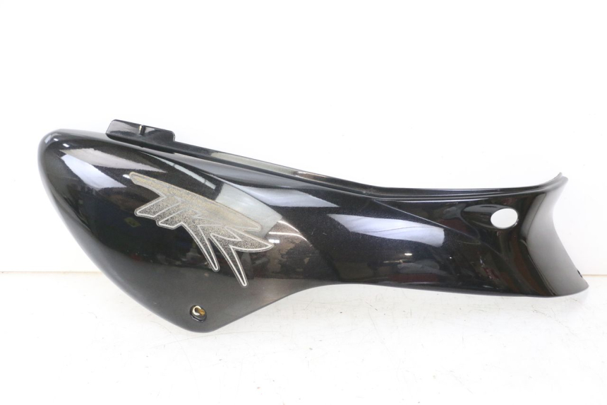 photo de CARENA POSTERIORE DESTRA PEUGEOT TREKKER TKR 50 (2005 - 2014) - Vista principale