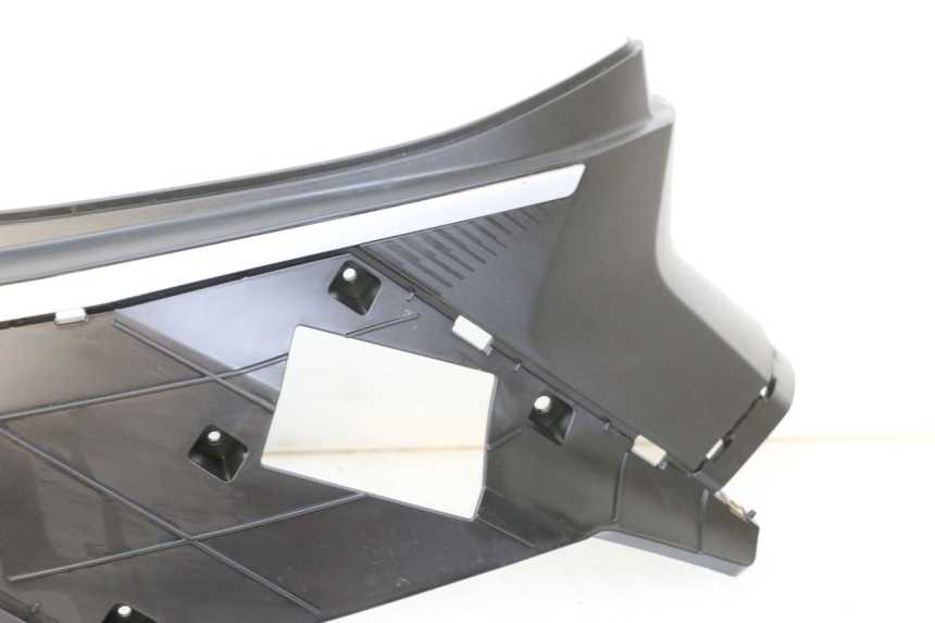 photo de PARAFANGO POSTERIORE DESTRO PEUGEOT TWEET 4T 50 (2023 - 2025) - Altra vista dell'articolo