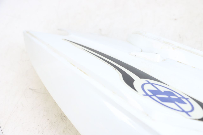 photo de CARENA POSTERIORE DESTRA EUROCKA R8 4T 50 (2013 - 2022) - Caratteristiche distintive