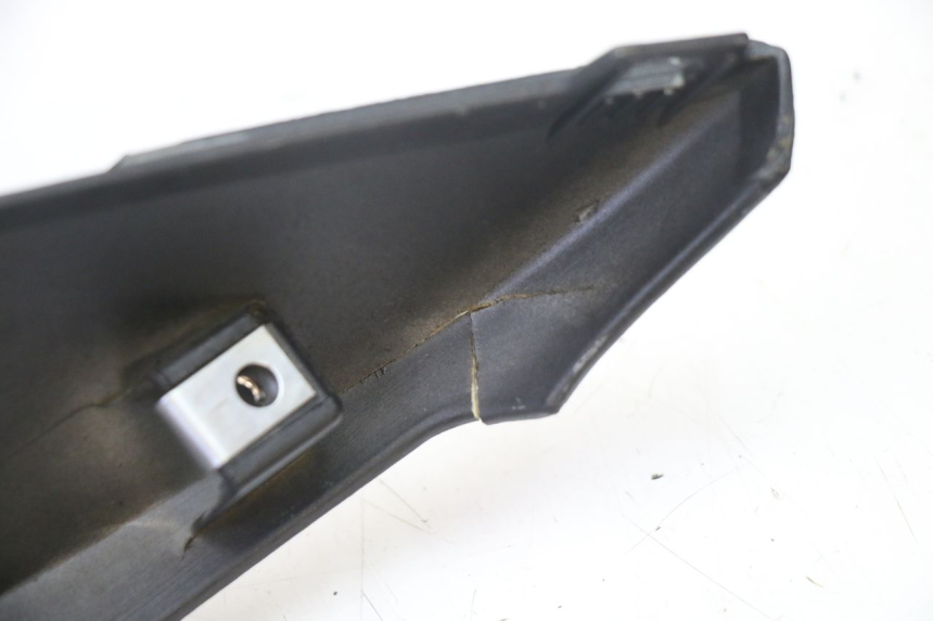 photo de CARENA POSTERIORE DESTRA GILERA RUNNER SP 50 (2006 - 2008) - Caratteristiche distintive