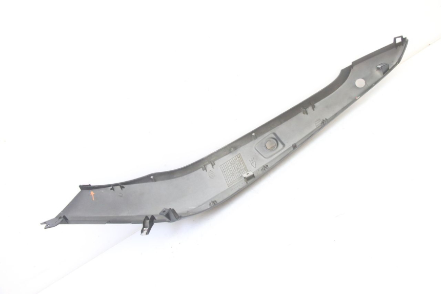 photo de CARENA POSTERIORE DESTRA GILERA RUNNER SP 50 (2006 - 2008) - Ricambio usato controllato