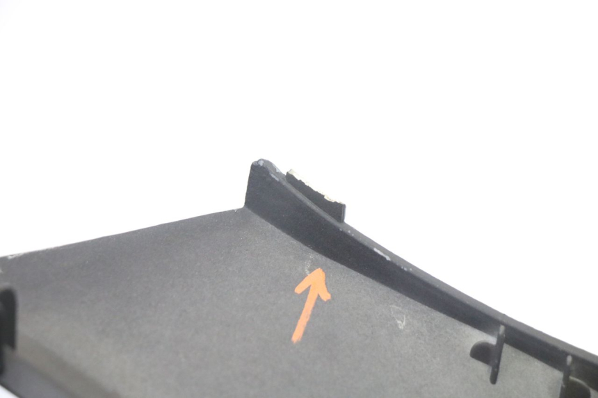 photo de CARENA POSTERIORE DESTRA GILERA RUNNER SP 50 (2006 - 2008) - Marcature e riferimenti originali