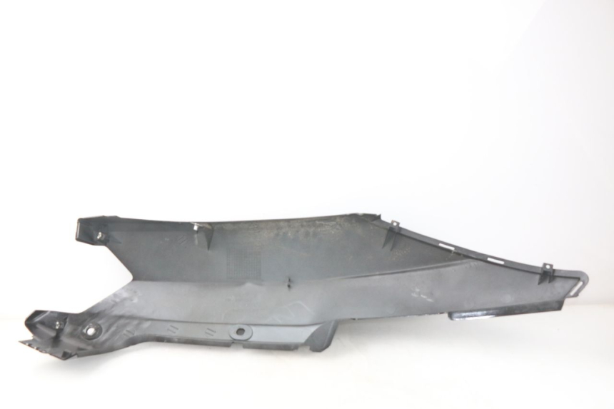 photo de PARAFANGO POSTERIORE DESTRO DAELIM S2 FI 125 (2008 - 2017) - Dettagli dei punti di fissaggio