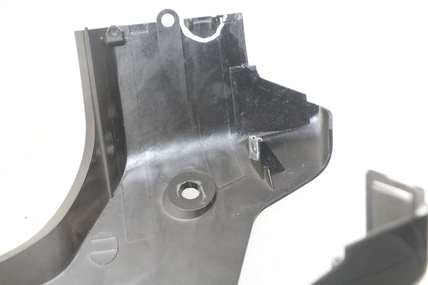 photo de PARAFANGO POSTERIORE DESTRO DAELIM S2 FI 125 (2008 - 2017) - Altra angolazione