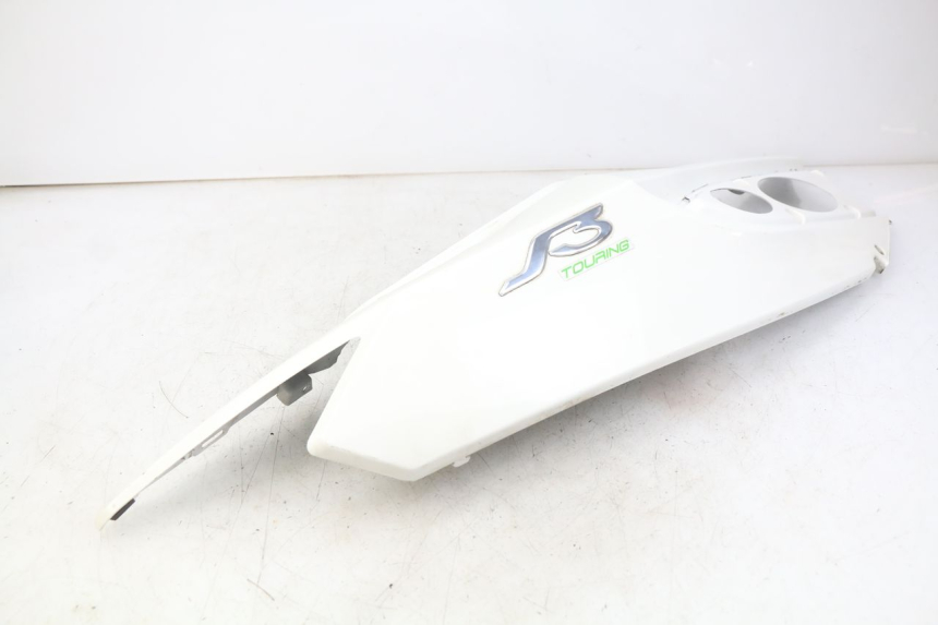 photo de PARAFANGO POSTERIORE DESTRO DAELIM S3 125 (2010 - 2017) - Altra vista dell'articolo