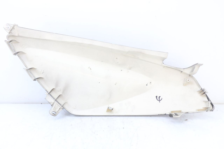 photo de PARAFANGO POSTERIORE DESTRO JM MOTORS SANTANA 50 (2014 - 2023) - Altra angolazione