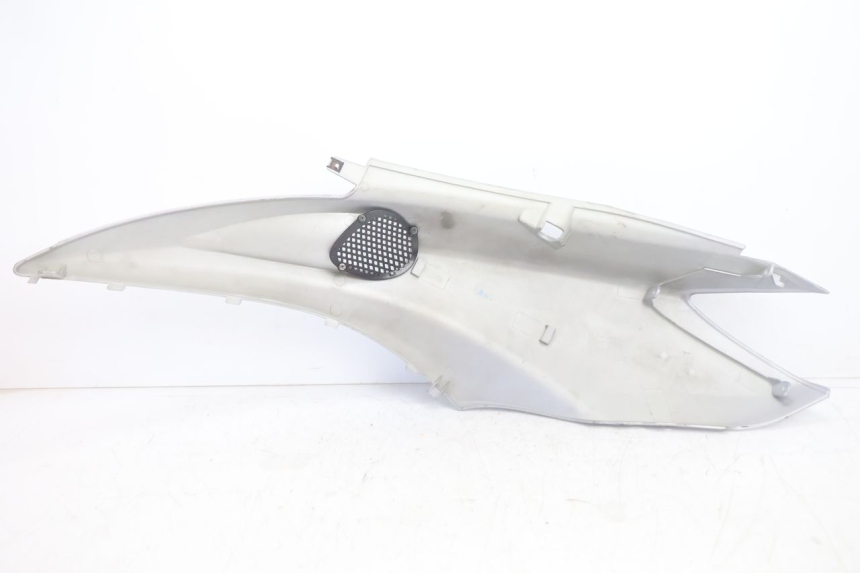 photo de CARENA POSTERIORE DESTRA FYM SCOOTERONE 125 (2006 - 2008) - Ricambio usato controllato
