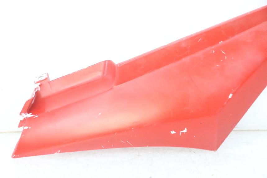 photo de PARAFANGO POSTERIORE DESTRO DERBI SENDA SM X-TREME 50 (2006 - 2010) - Dettagli dei punti di fissaggio