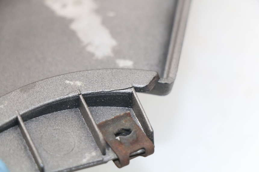 photo de PARAFANGO POSTERIORE DESTRO MBK SKYLINER 125 (2004 - 2007) - Dettaglio del componente