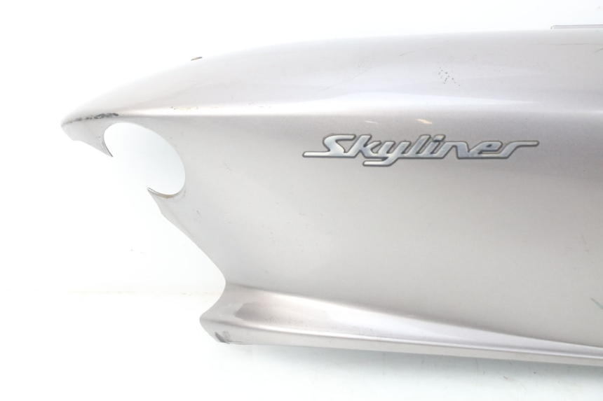 photo de PARAFANGO POSTERIORE DESTRO MBK SKYLINER 125 (2004 - 2007) - Caratteristiche distintive