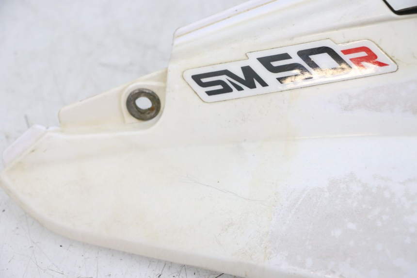 photo de CARENA POSTERIORE DESTRA SHERCO SM-R 50 (2013 - 2017) - Stato della superficie e materiale