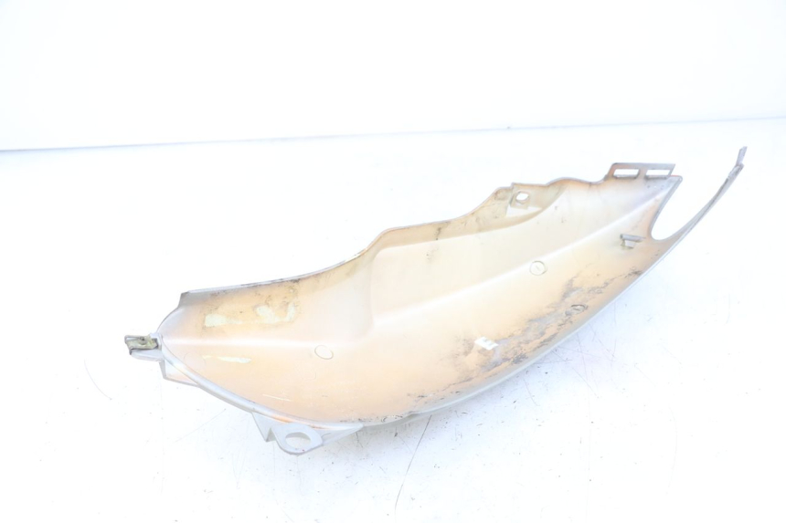 photo de PARAFANGO POSTERIORE DESTRO PEUGEOT SPEEDFIGHT 100 (1997 - 2007) - Zoom sullo stato d'uso