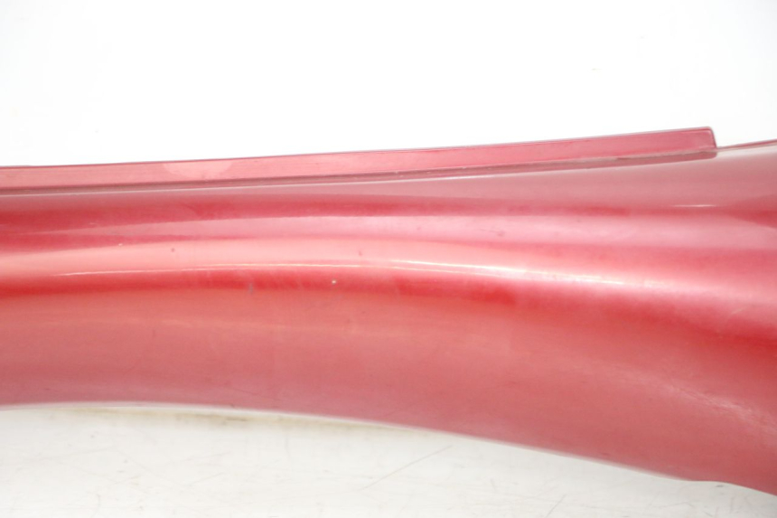 photo de CARENA POSTERIORE DESTRA TRIUMPH SPRINT 900 (1995 - 1998) - Primo piano ad alta risoluzione