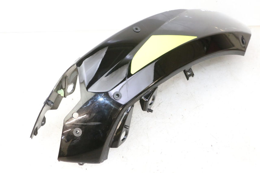 photo de CARENA POSTERIORE DESTRA PEUGEOT STREETZONE I NAKED 2T 50 (2018 - 2020) - Caratteristiche distintive