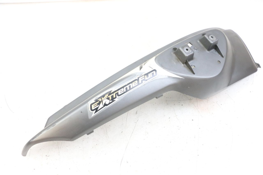 photo de PARAFANGO POSTERIORE DESTRO MBK STUNT NAKED 50 (2004 - 2018) - Primo piano tecnico