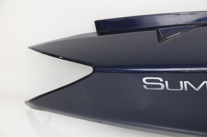 photo de CARENA POSTERIORE DESTRA PEUGEOT SUM UP 125 (2008 - 2013) - Marcature e riferimenti originali