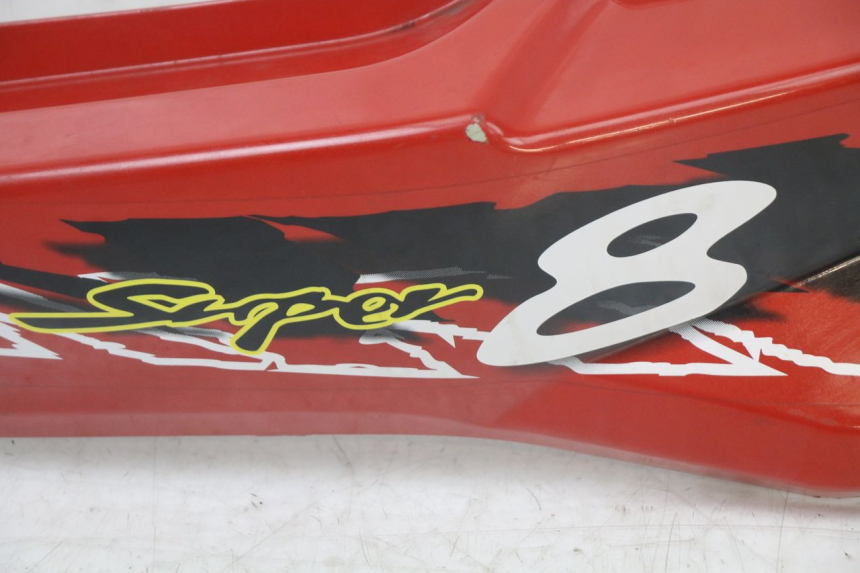 photo de CARENA POSTERIORE DESTRA KYMCO SUPER 8 125 (2008 - 2015) - Altra angolazione