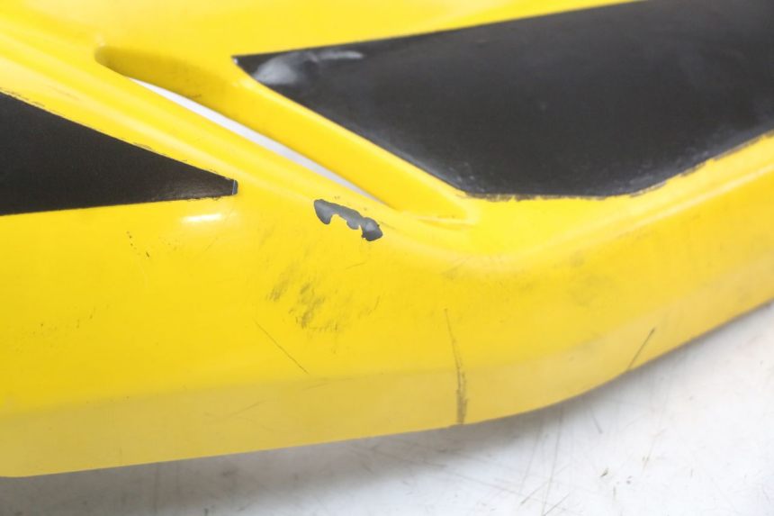 photo de CARENA POSTERIORE DESTRA SUZUKI GS F 500 (2004 - 2007) - Primo piano tecnico