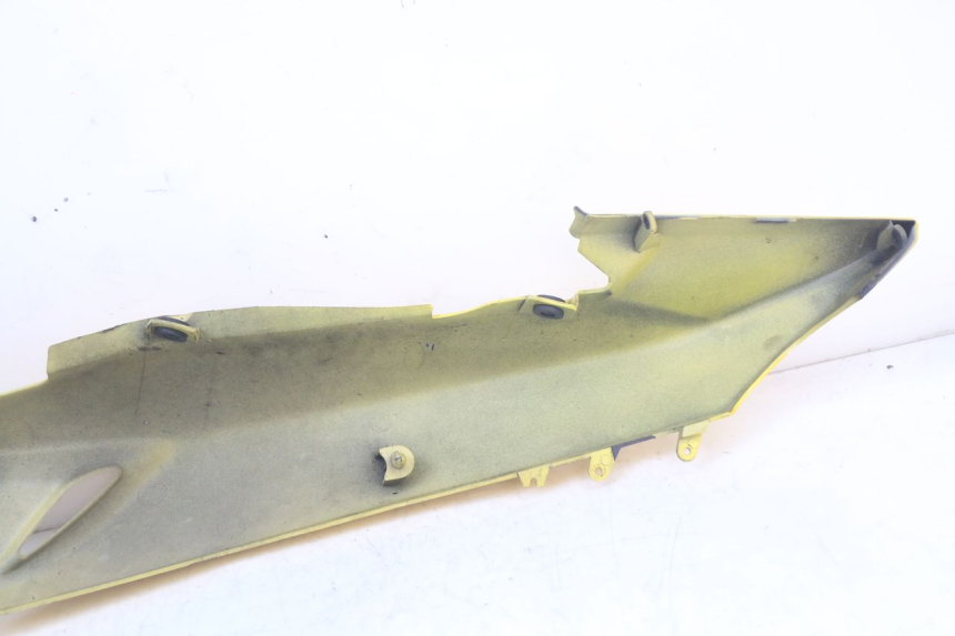 photo de CARENA POSTERIORE DESTRA SUZUKI GS F 500 (2004 - 2007) - Ricambio usato controllato