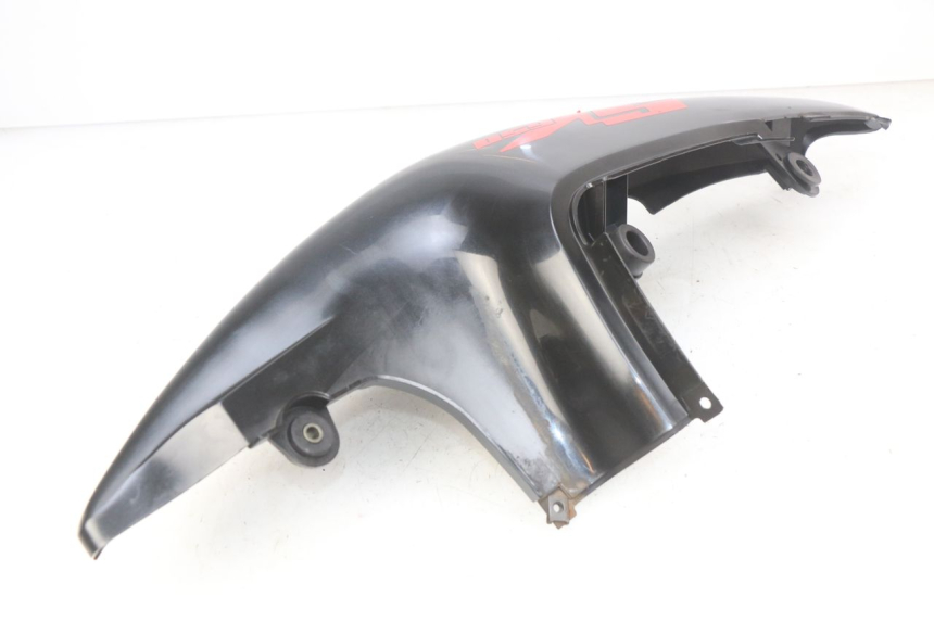 photo de PARAFANGO POSTERIORE DESTRO SUZUKI SV N 650 (1999 - 2002) - Primo piano tecnico