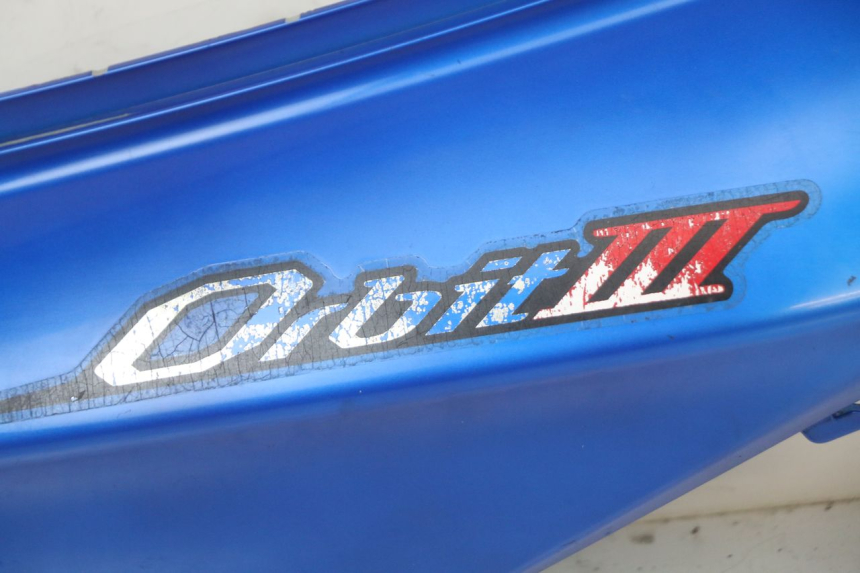 photo de PARAFANGO POSTERIORE DESTRO SYM ORBIT III 3 4T 50 (2018 - 2021) - Primo piano tecnico