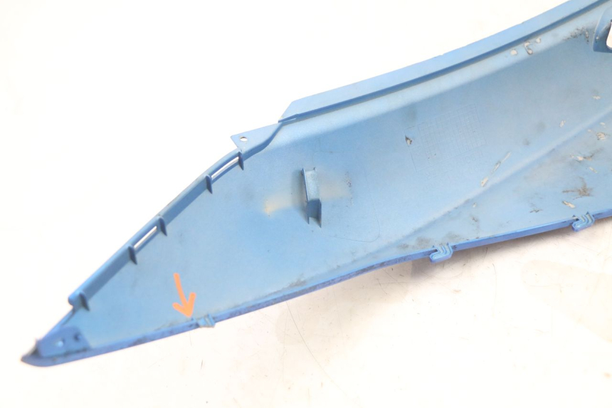 photo de PARAFANGO POSTERIORE DESTRO SYM ORBIT III 3 4T 50 (2018 - 2021) - Stato della superficie e materiale