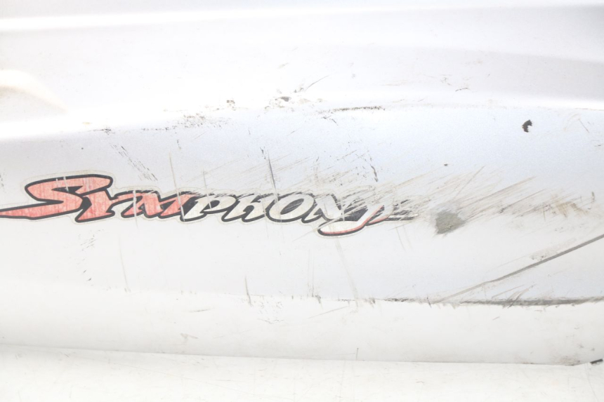 photo de PARAFANGO POSTERIORE DESTRO SYM SYMPHONY 50 (2009 - 2015) - Altra vista dell'articolo