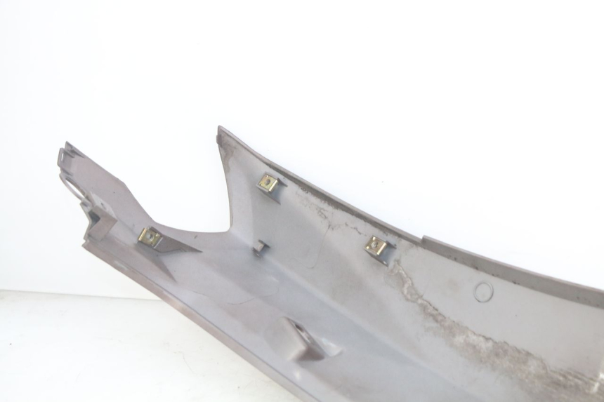 photo de PARAFANGO POSTERIORE DESTRO PEUGEOT TWEET 4T 50 (2010 - 2014) - Primo piano tecnico