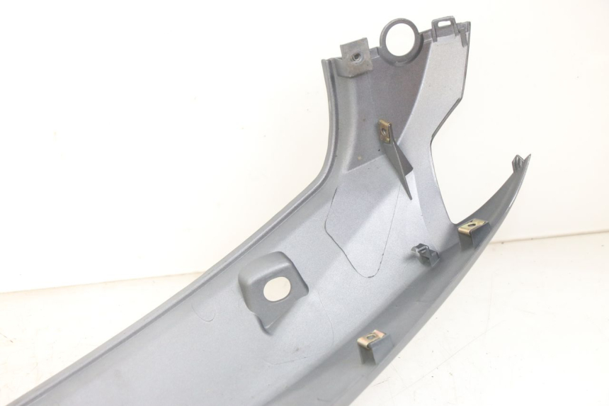 photo de PARAFANGO POSTERIORE DESTRO PEUGEOT TWEET 4T 50 (2014 - 2019) - Altra angolazione