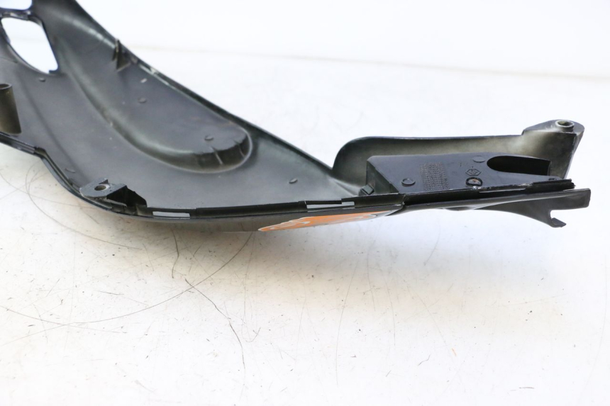 photo de CARENA POSTERIORE DESTRA PIAGGIO TYPHOON 50 (2000 - 2009) - Dettaglio del componente