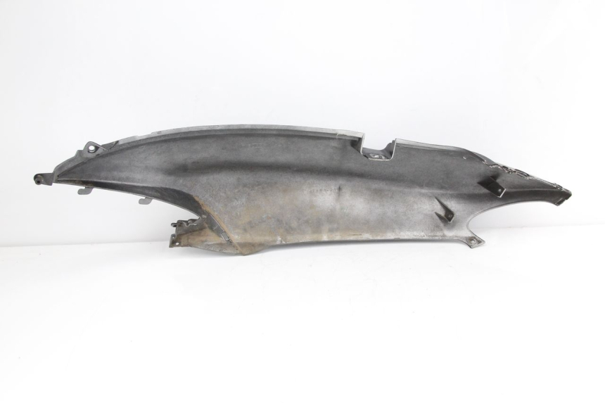 photo de PARAFANGO POSTERIORE DESTRO SUZUKI UC EPICURO 125 (1999 - 2003) - Primo piano tecnico