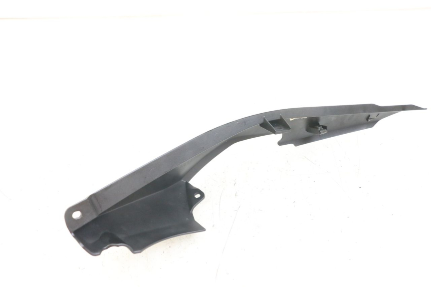 photo de FLANC POSTERIORE DESTRO KAWASAKI VERSYS ABS 650 (2015 - 2018) - Dettagli dei punti di fissaggio