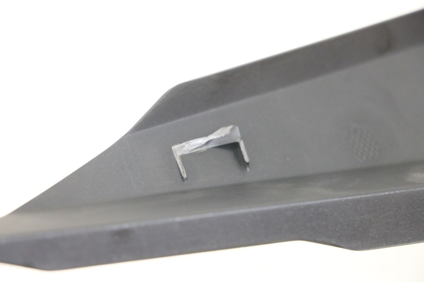 photo de FLANC POSTERIORE DESTRO KAWASAKI VERSYS ABS 650 (2015 - 2018) - Stato della superficie e materiale