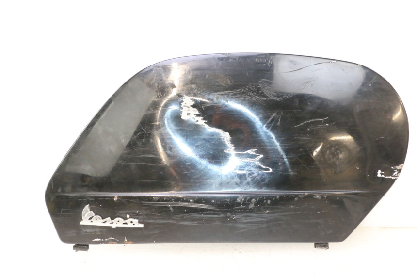 photo de CARENA POSTERIORE DESTRA PIAGGIO VESPA PK FL 2T 50 (1990 - 1996) - Vista principale