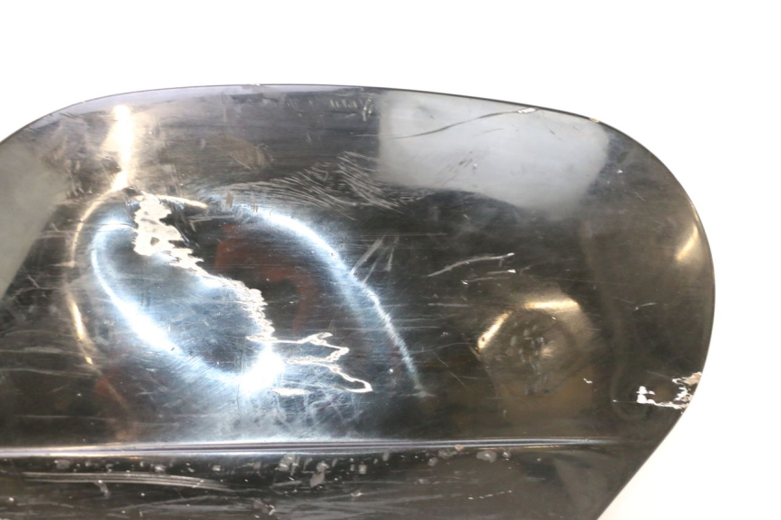 photo de CARENA POSTERIORE DESTRA PIAGGIO VESPA PK FL 2T 50 (1990 - 1996) - Altra vista dell'articolo