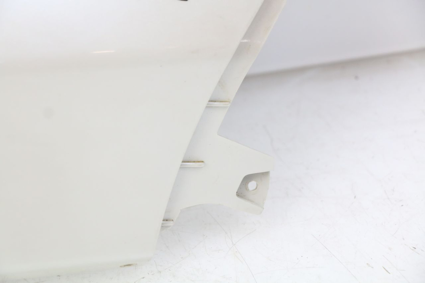 photo de PARAFANGO POSTERIORE DESTRO PEUGEOT VIVACITY NEW 4T 50 (2008 - 2017) - Zoom sui componenti