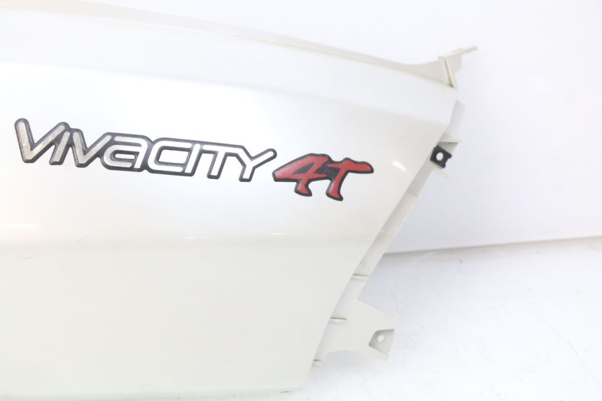 photo de PARAFANGO POSTERIORE DESTRO PEUGEOT VIVACITY NEW 4T 50 (2008 - 2017) - Primo piano ad alta risoluzione