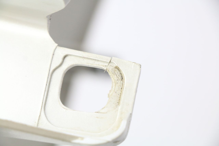 photo de PARAFANGO POSTERIORE DESTRO PEUGEOT VIVACITY NEW 4T 50 (2008 - 2017) - Zoom sullo stato d'uso