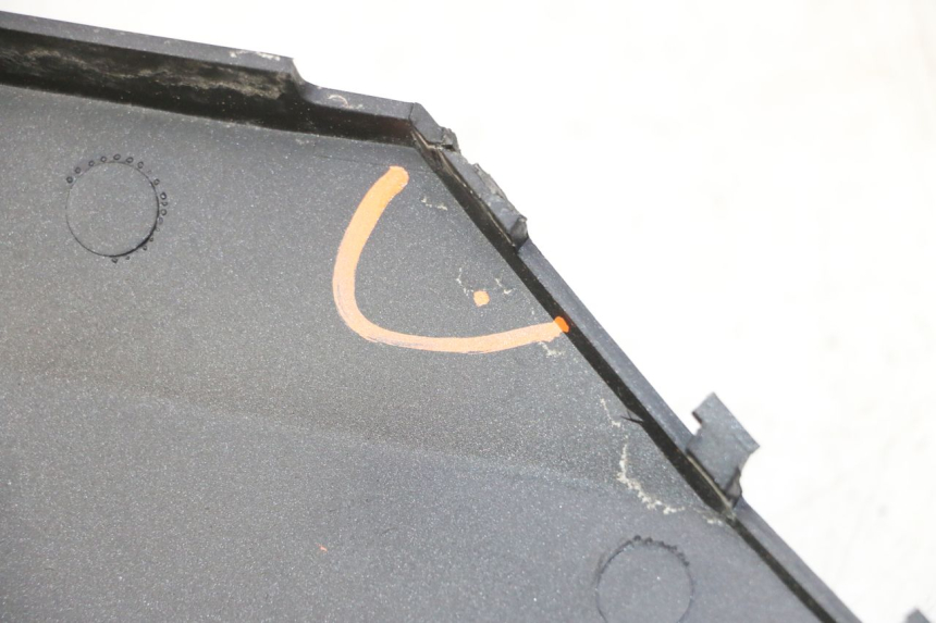 photo de PARAFANGO POSTERIORE DESTRO MBK WAAP 125 (2008 - 2013) - Zoom sullo stato d'uso