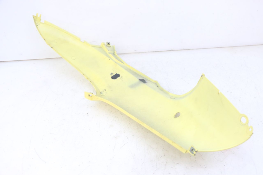 photo de CARENA POSTERIORE DESTRA YAMAHA WHY 50 (1998 - 2000) - Zoom sullo stato d'uso