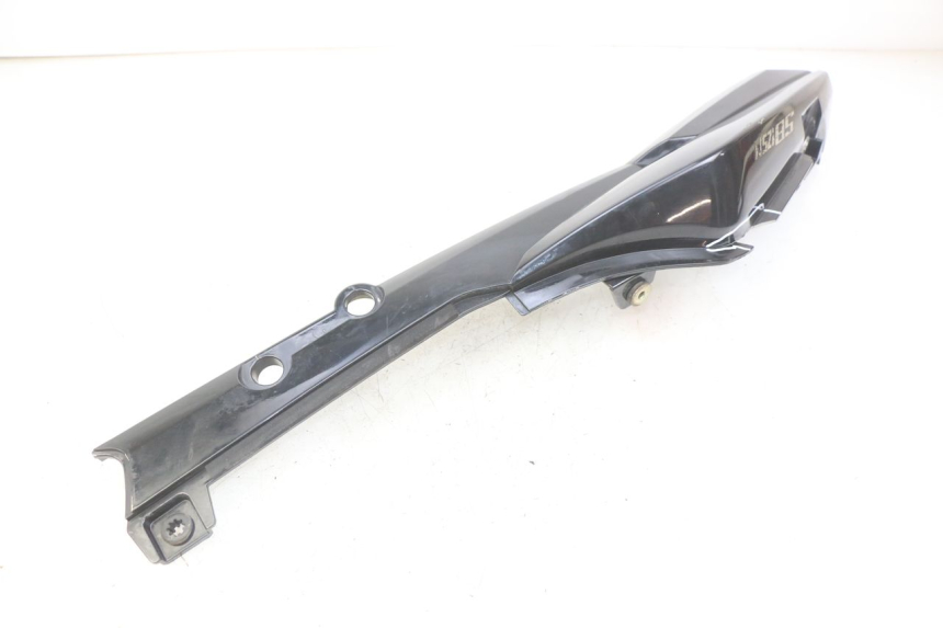 photo de PARAFANGO POSTERIORE DESTRO SYM WOLF SB 125 (2011 - 2018) - Dettagli dei punti di fissaggio