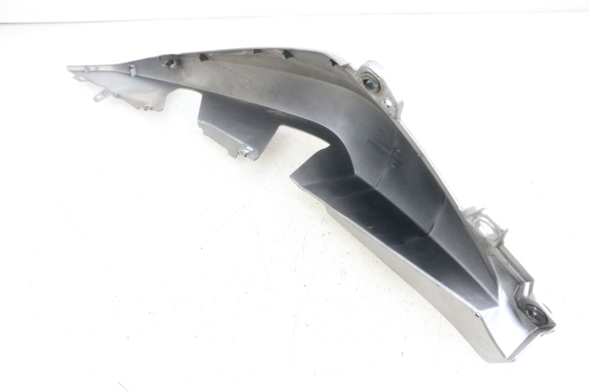 photo de PARAFANGO POSTERIORE DESTRO YAMAHA XMAX X-MAX ABS 125 (2017 - 2020) - Zoom sullo stato d'uso