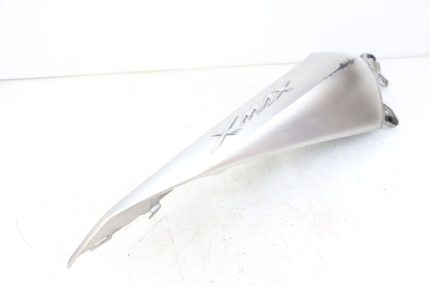 photo de PARAFANGO POSTERIORE DESTRO YAMAHA XMAX X-MAX ABS 125 (2017 - 2020) - Dettagli dei punti di fissaggio