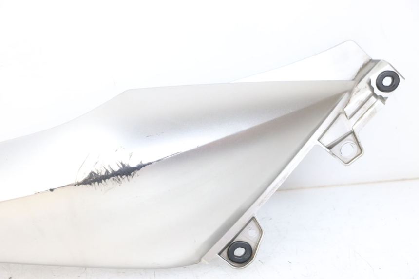 photo de PARAFANGO POSTERIORE DESTRO YAMAHA XMAX X-MAX ABS 125 (2017 - 2020) - Ricambio usato controllato